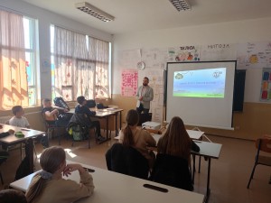 IMG-8eae0d861f58f45f5e915cd6dc12b0b1-V